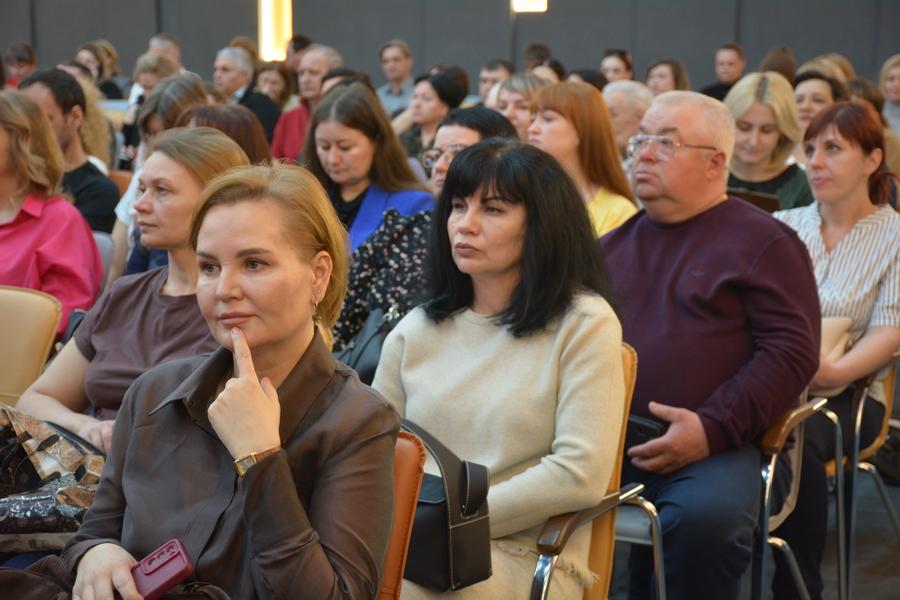 Поддержка и адаптация.